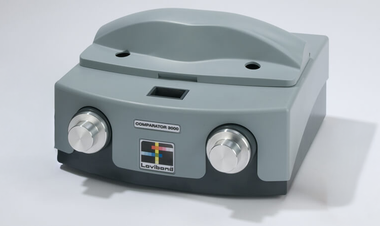 Komparator 3000 firmy Lovibond Tintometer
