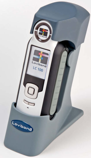 Ręczny spektrokolorymetr LC 100 firmy Lovibond Tintometer