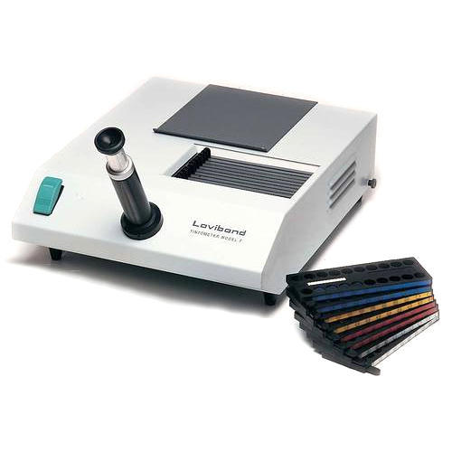 Komparator wizualny Model F firmy Lovibond Tintometer